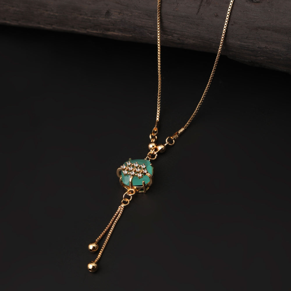 Girls Fancy Chain Locket - Golden