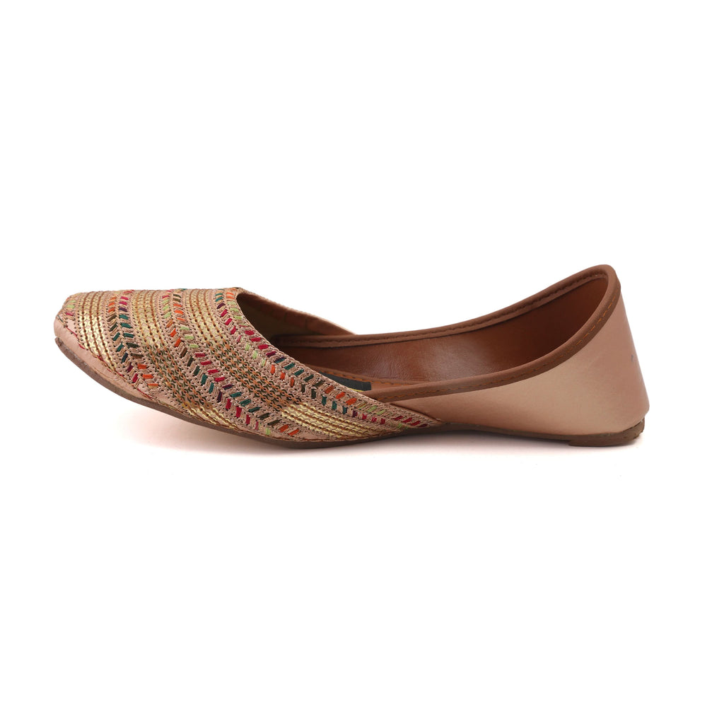 Women's Khussa