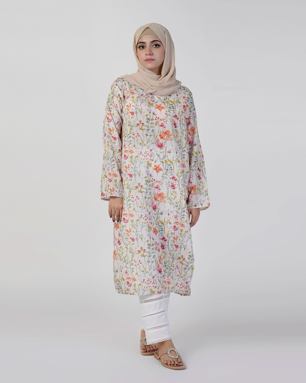 Valuables Women Printed Kurti