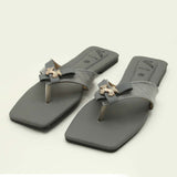 Valuable Women's Slipper