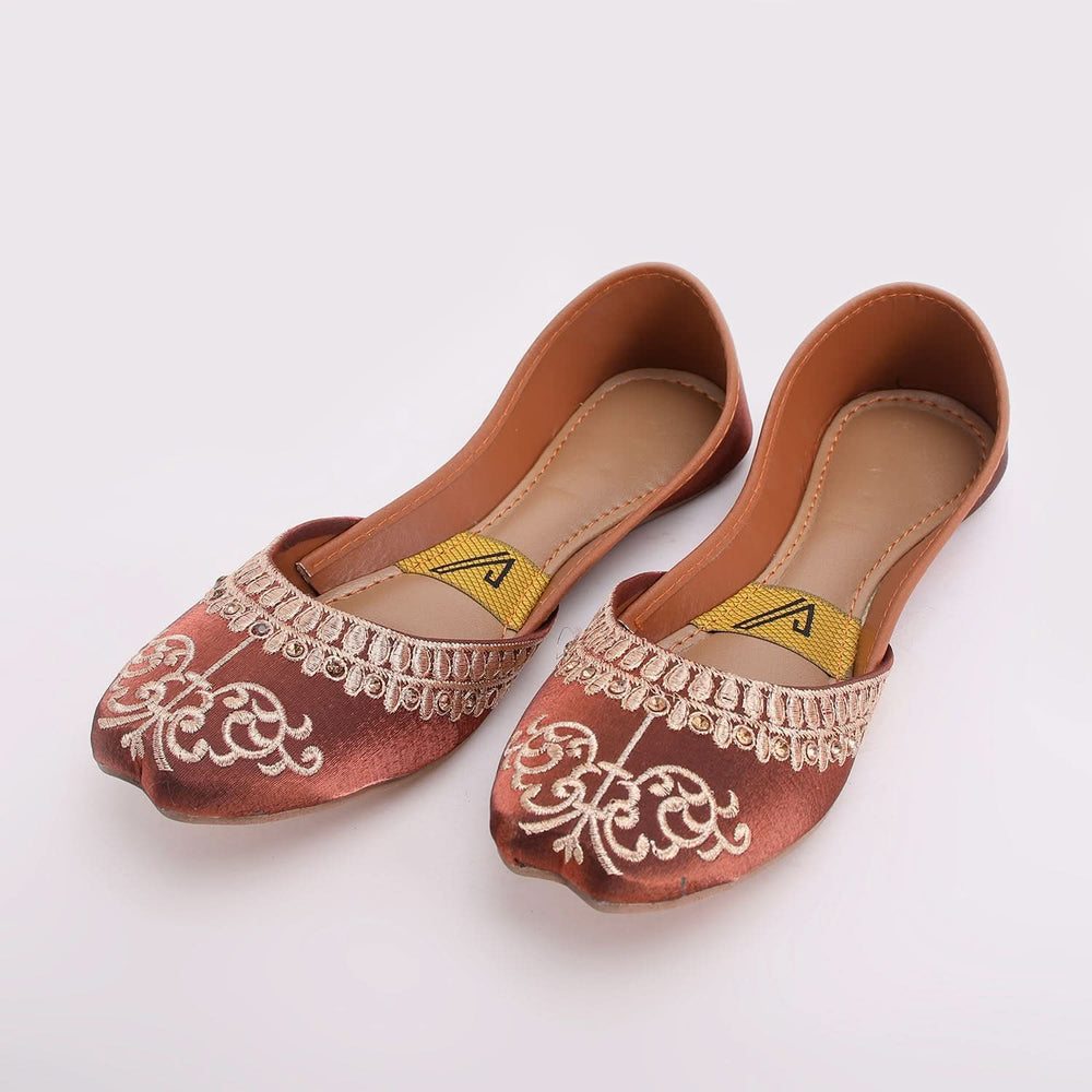 Valuable Women's Khussa