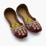 Women's Khussa