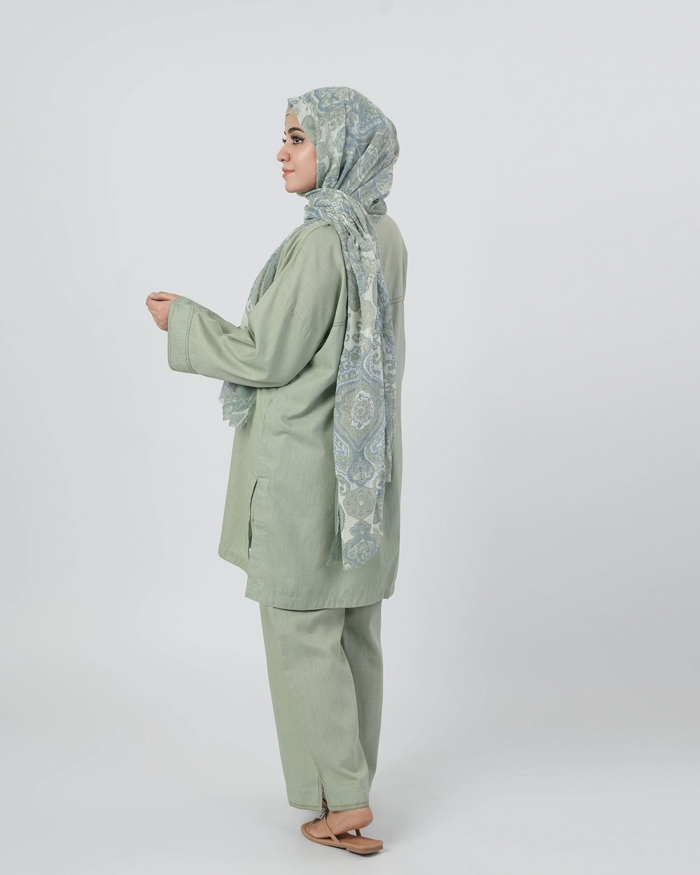 Eminent Women’s Solid Blended 2 Pcs Suit