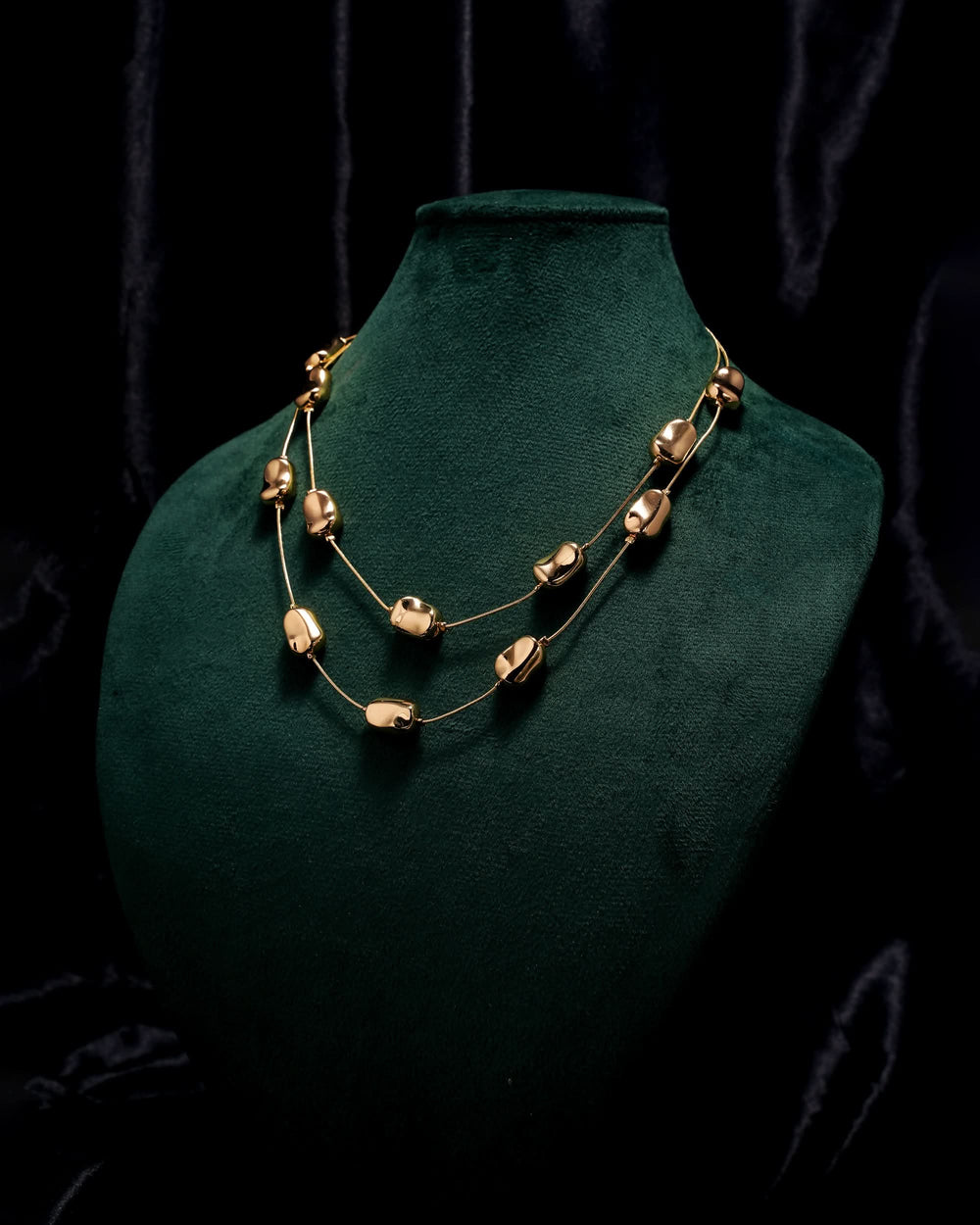 Eminent Golden Link Layered Necklace