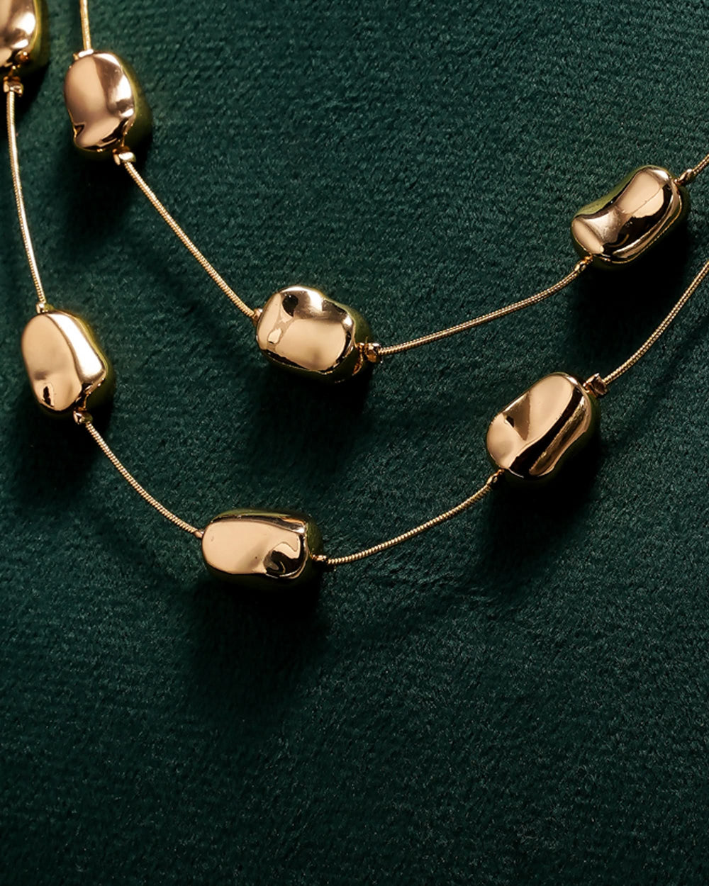 Eminent Golden Link Layered Necklace