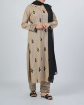 Women's Khaddar Embroidered 3Pcs Suit