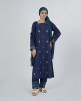 Women's Khaddar Embroidered 3Pcs Suit
