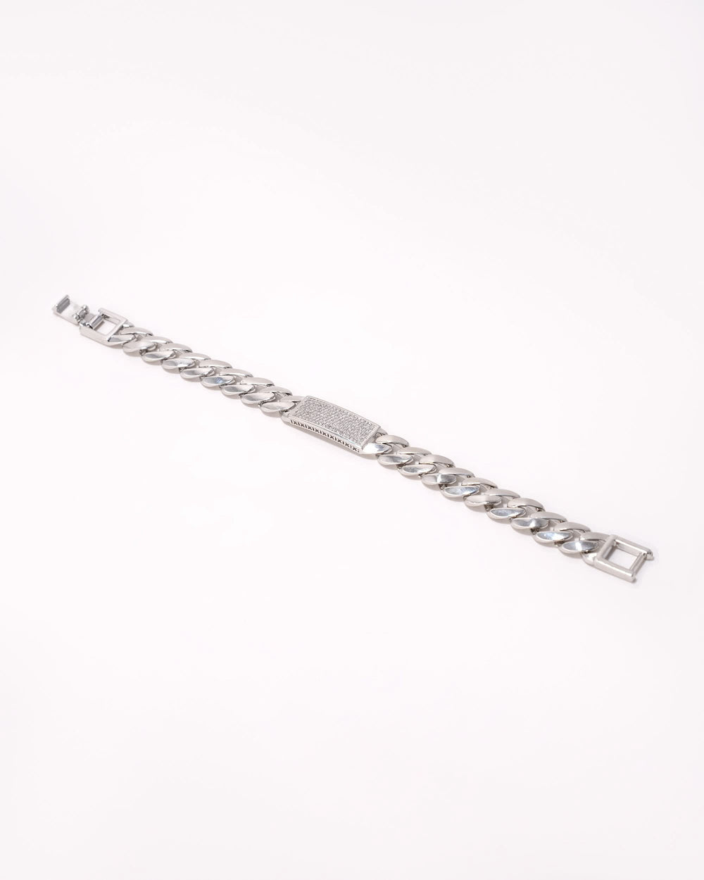 Eminent Women’s Bar Accent Chain Bracelet