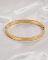 Eminent Women's Bracelet - Golden