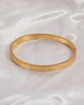 Eminent Women's Bracelet - Golden