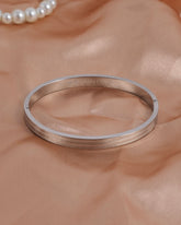 Eminent Women's Bracelet - Silver