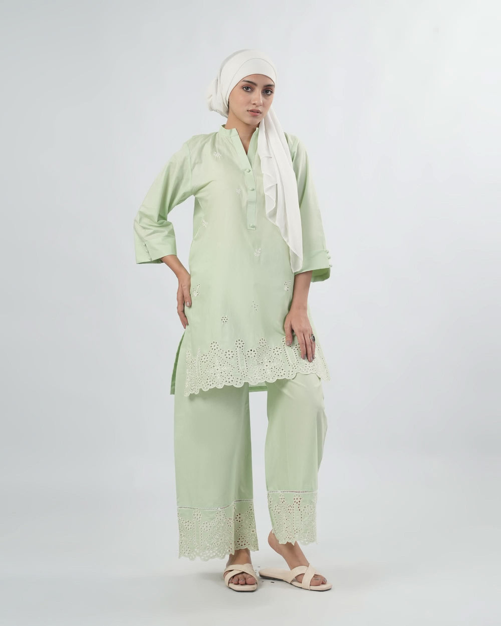 Valuables Women’s Embroidered 3 Pcs Suit