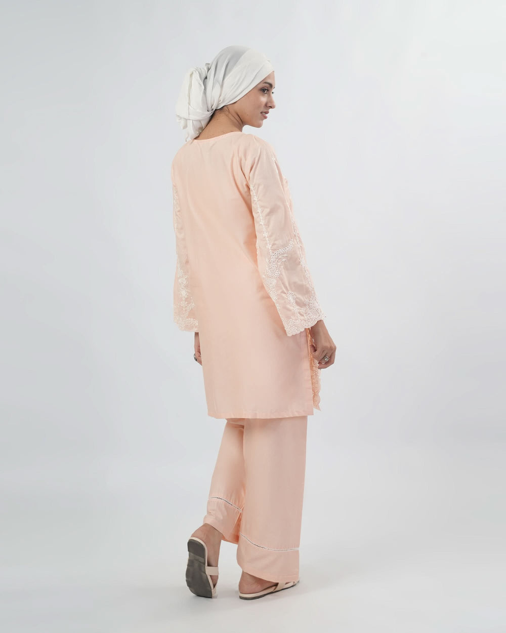 Valuables Women’s Embroidered 3 Pcs Suit