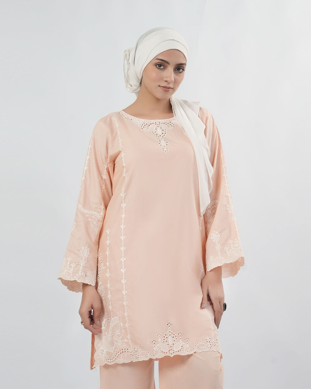 Valuables Women’s Embroidered 3 Pcs Suit