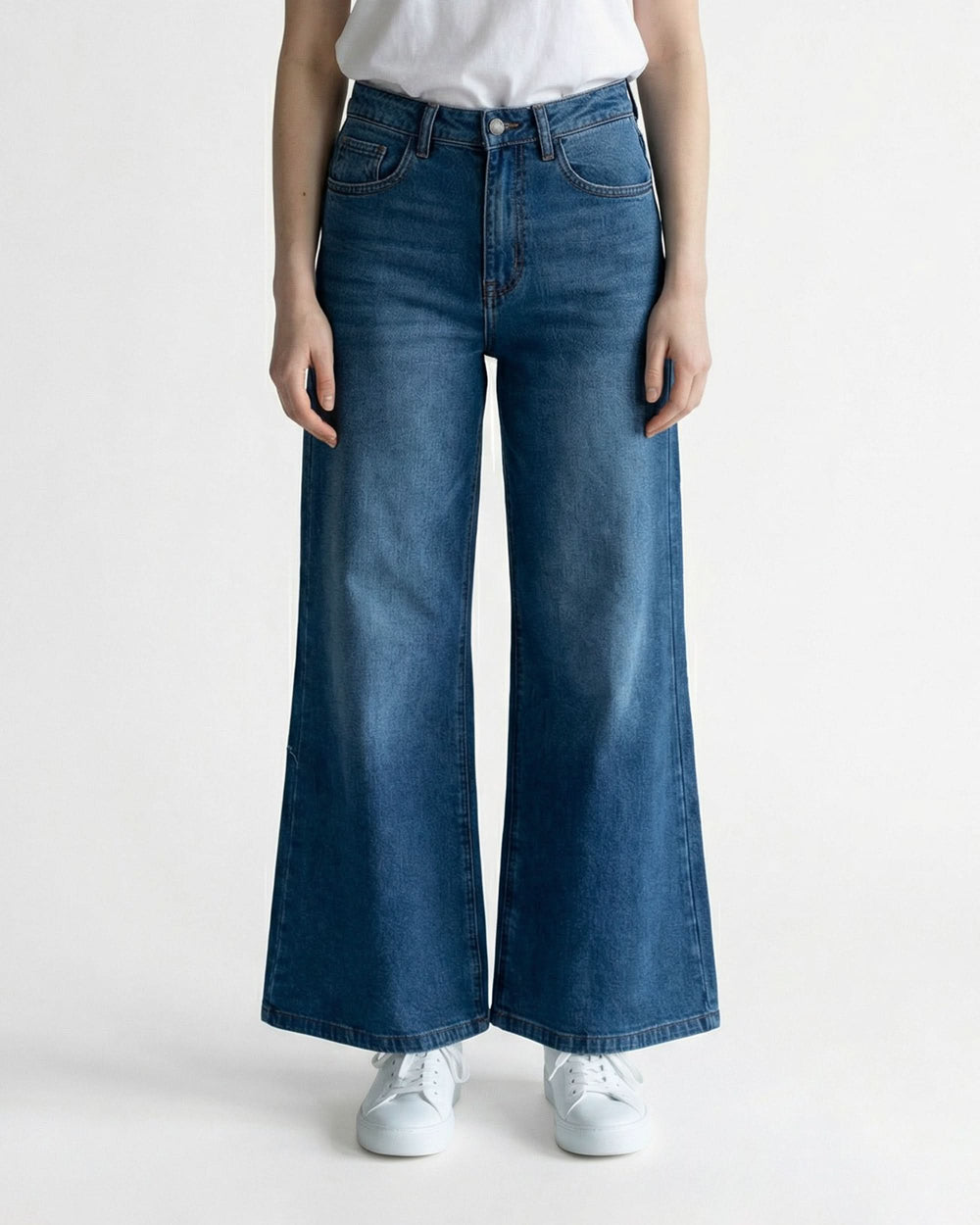 Women’s Flared Denim Pant