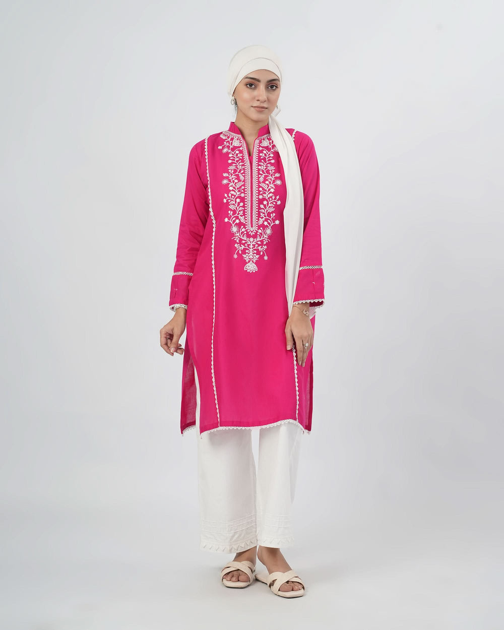 Valuables Women Embroidered Kurti