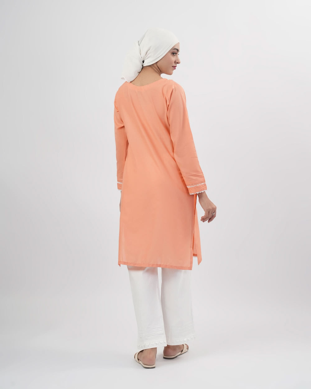 Valuables Women Embroidered Kurti