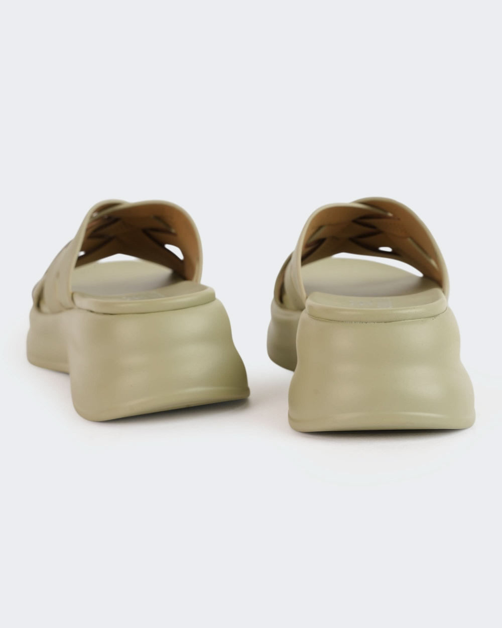 Eminent Women’s Softy