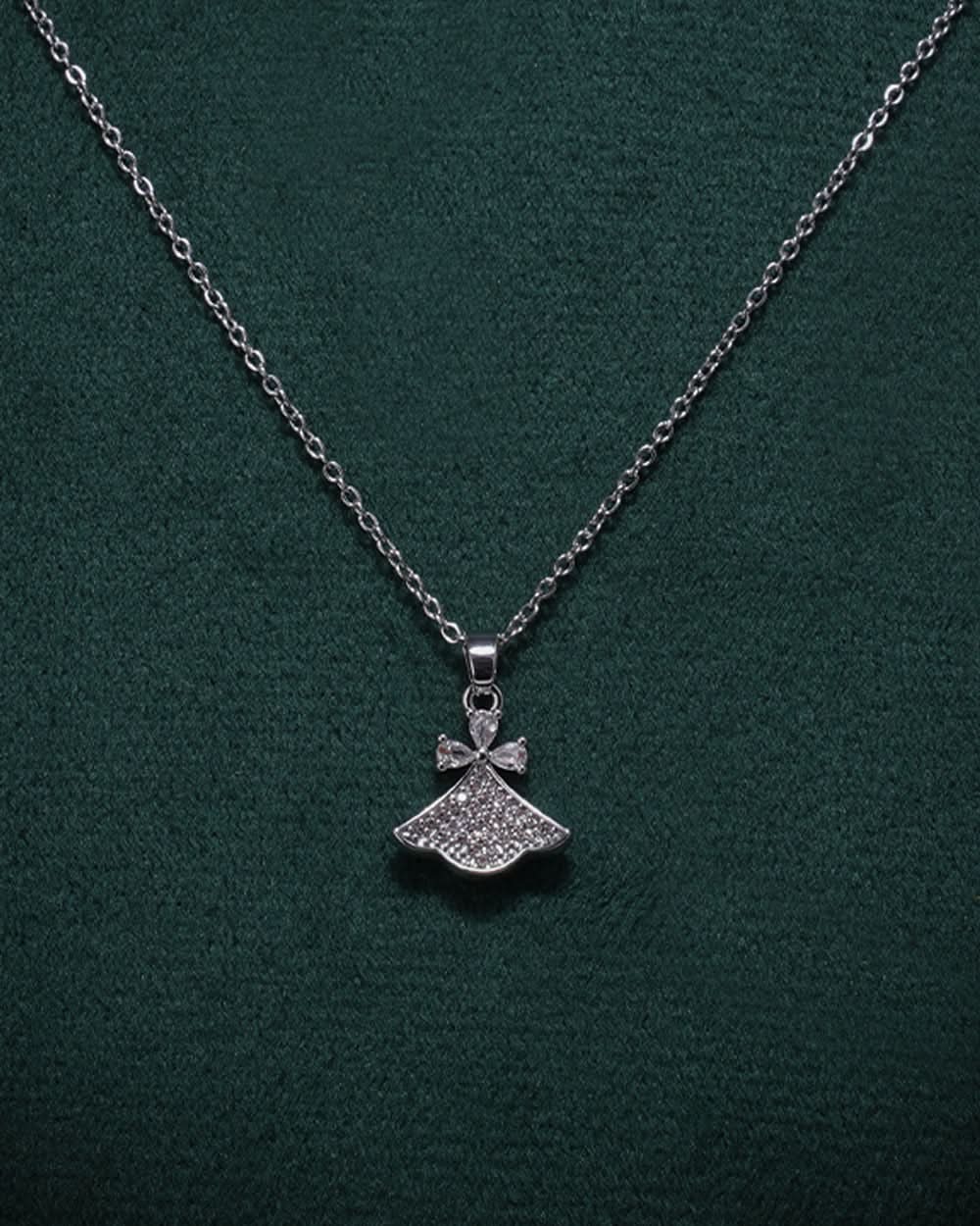 Eminent Locket Set