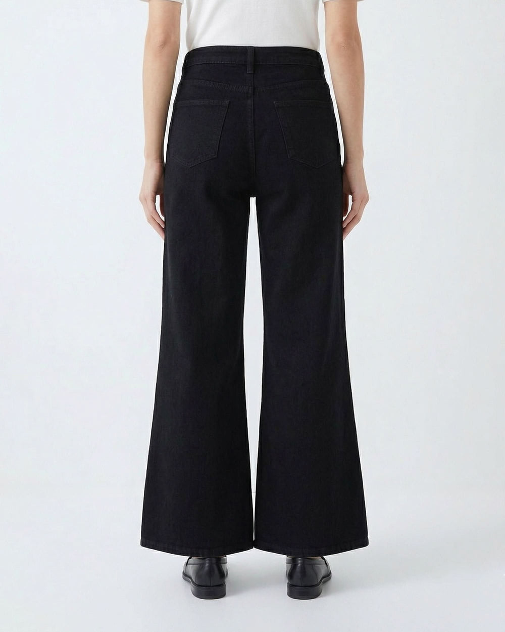 Women’s Flared Denim Pant