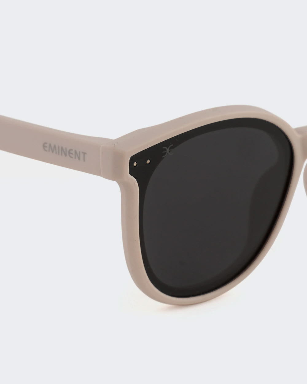 Eminent Classic Round Sunglasses