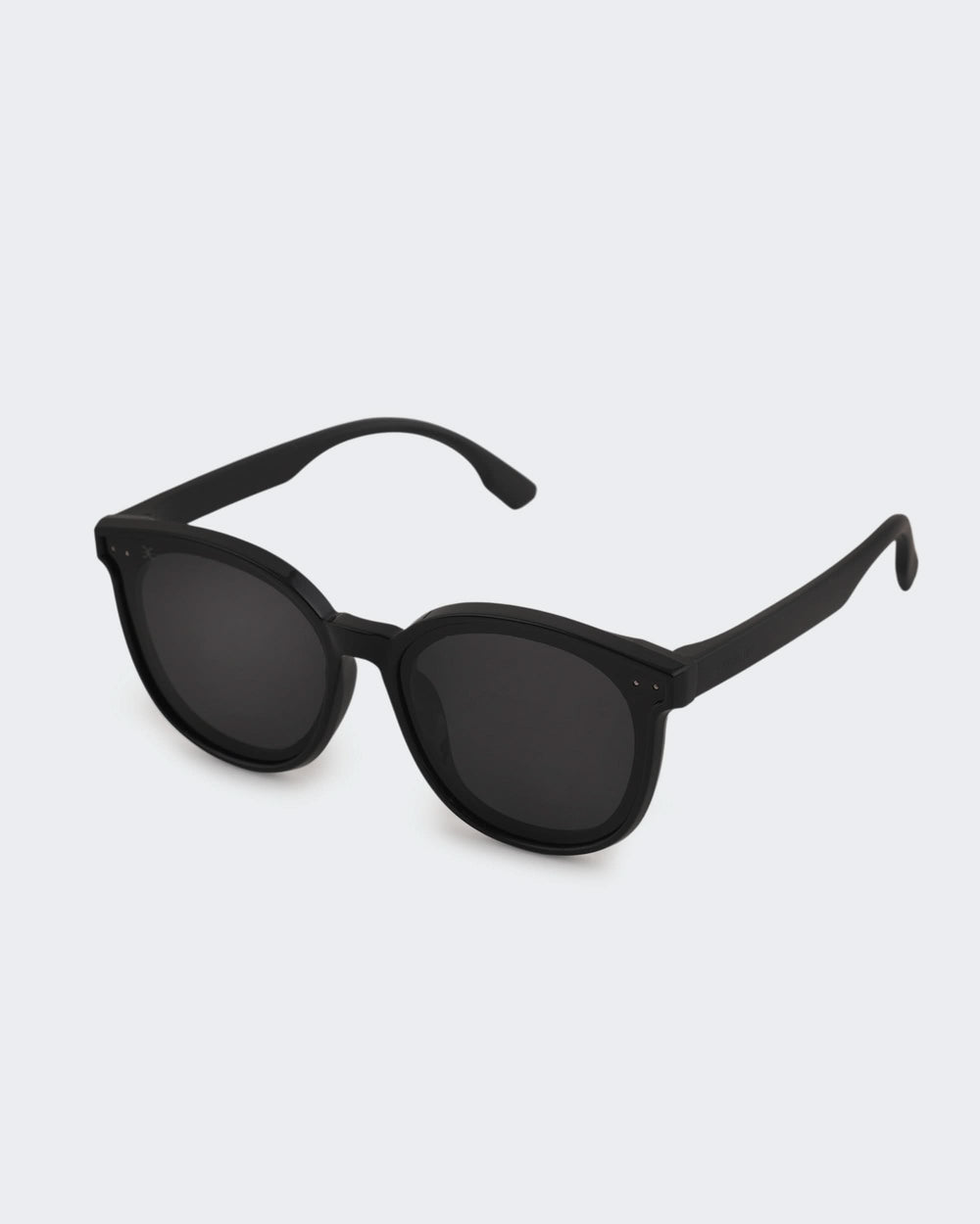 Eminent Classic Round Sunglasses