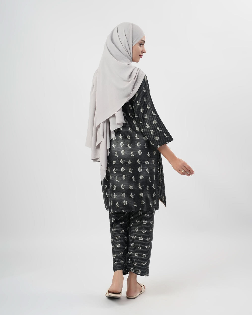 Women's 2Pc Printed Suit