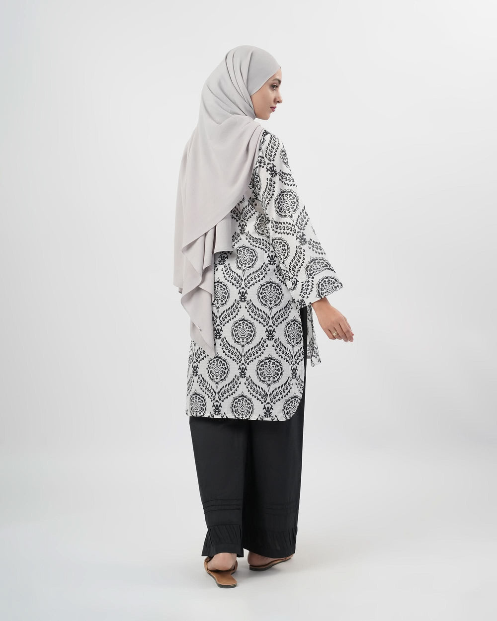 Valuables Women’s Printed Kurti