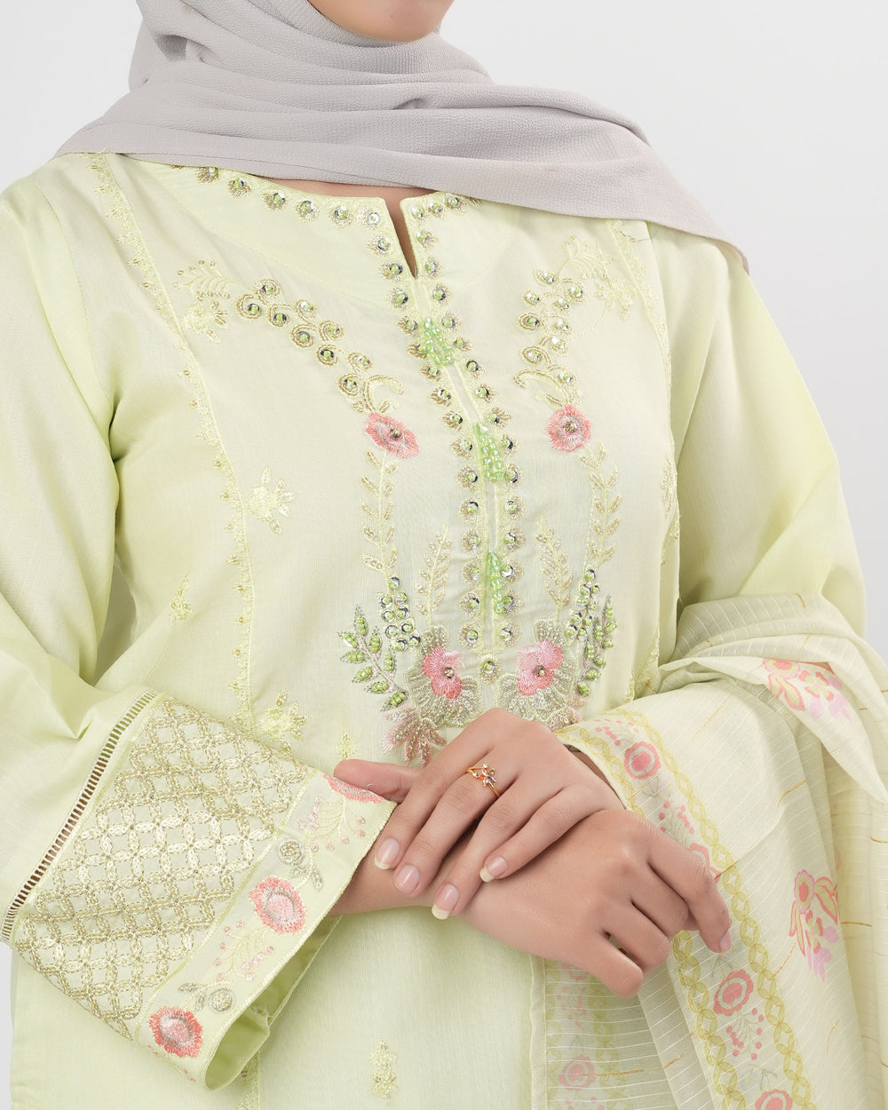 Valuables Women Embroidered 3Pcs Suit