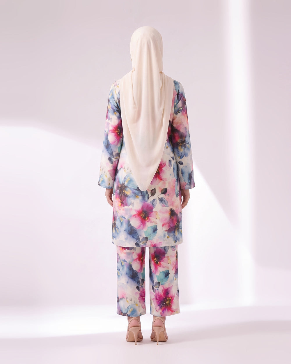 Valuables Women's Printed Unstitched 2 PC Suit