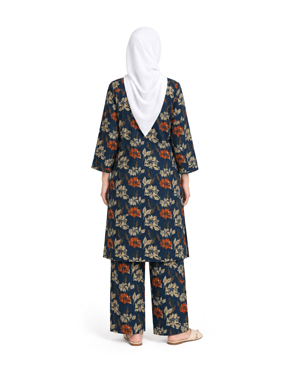 Valuables Women's Printed Lawn 2 Pc Suit