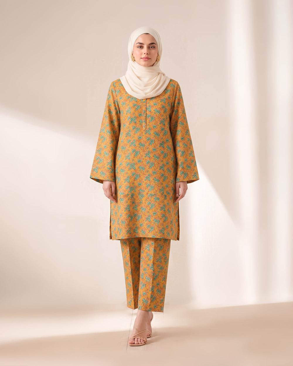 Women's Unstitched Printed 2 Pc Suit