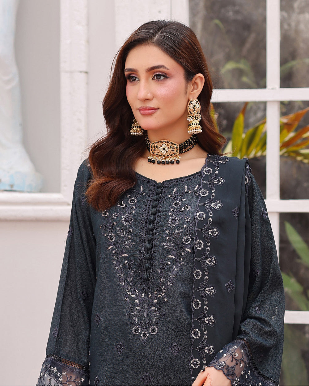 Dr Haris Winter Luxe Karandi Embroidered 3 Pc Suit