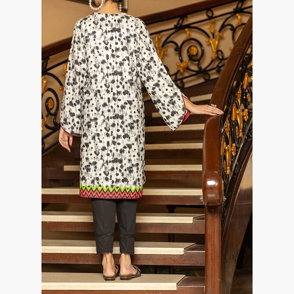 Eminent Karandi Digital Unstitched Kurti