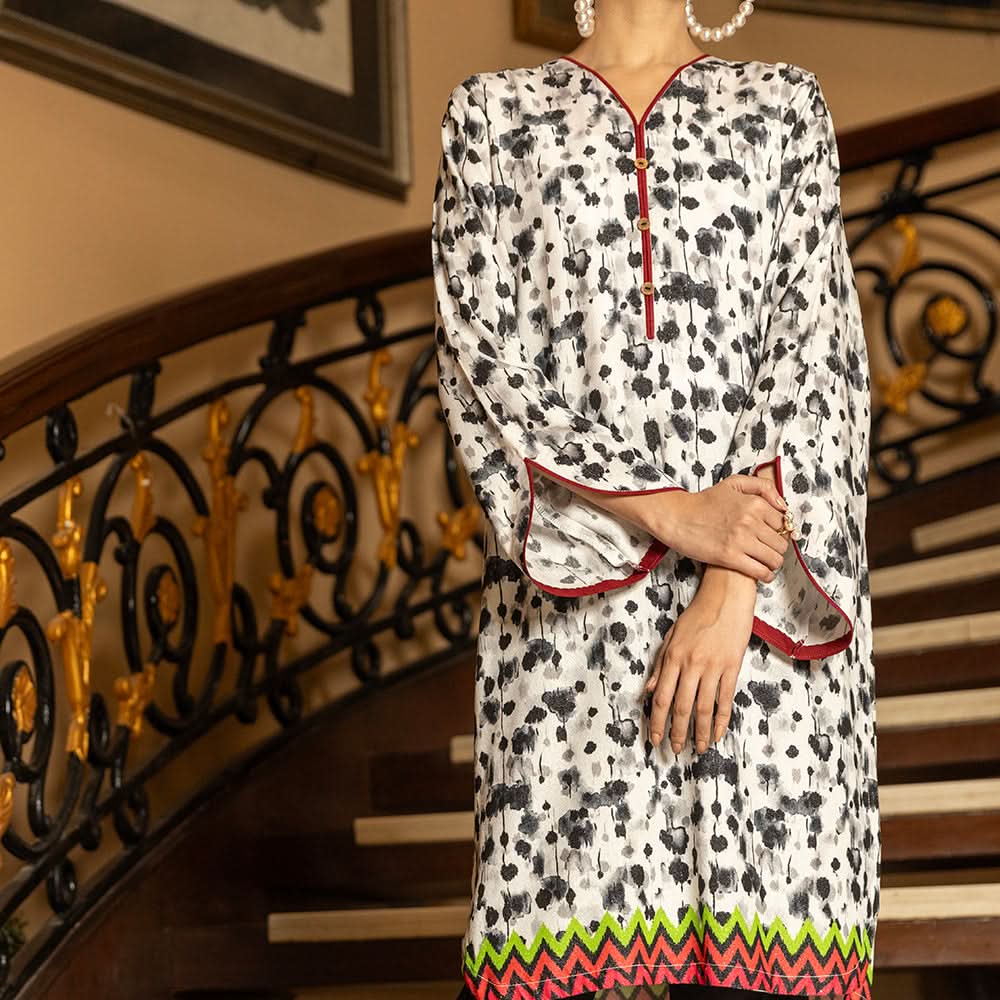 Eminent Karandi Digital Unstitched Kurti