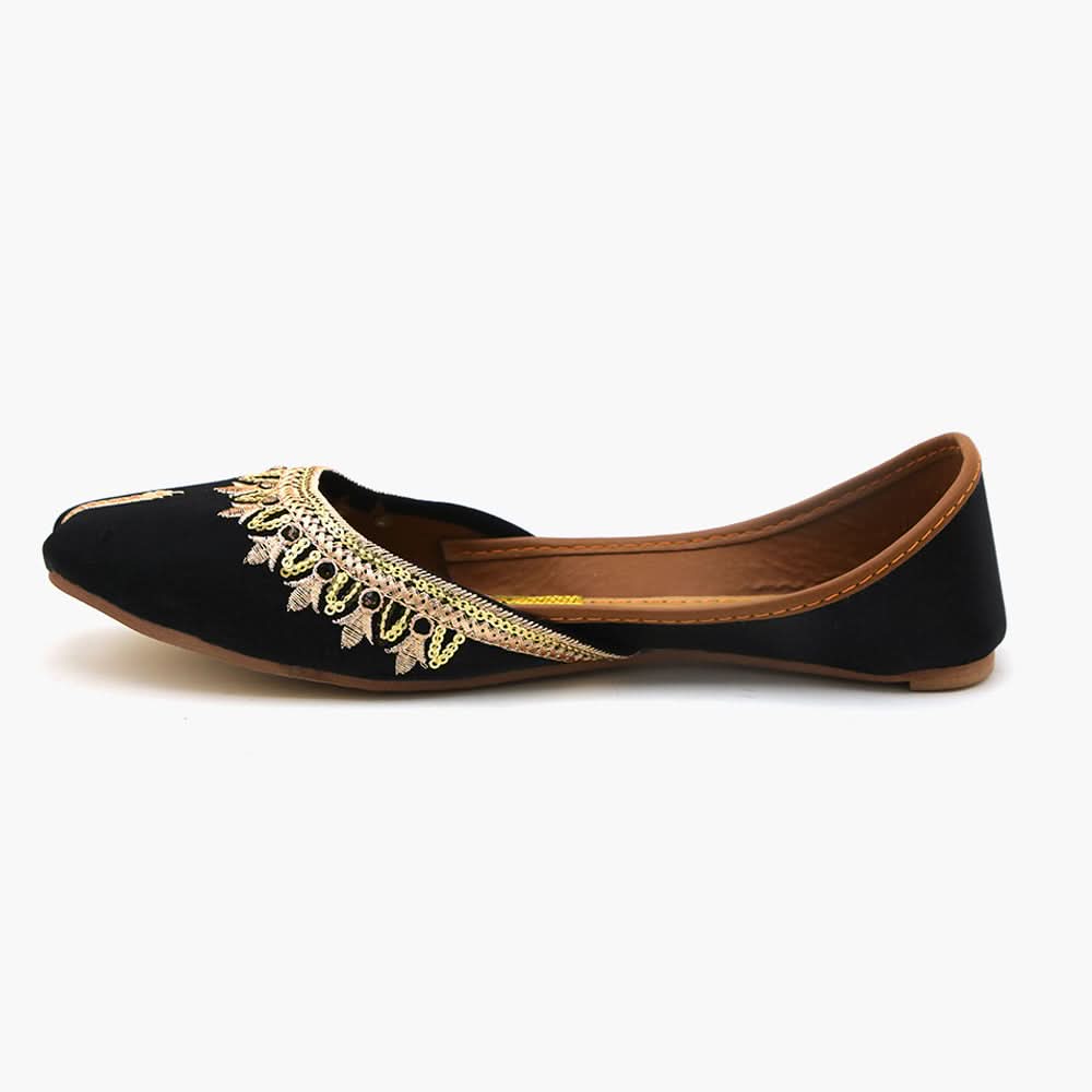 Women's Khussa