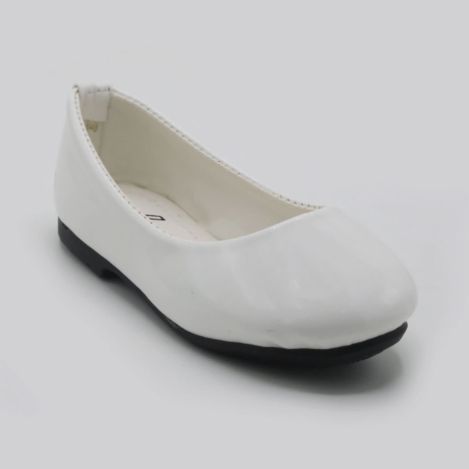 Girls Pump - White