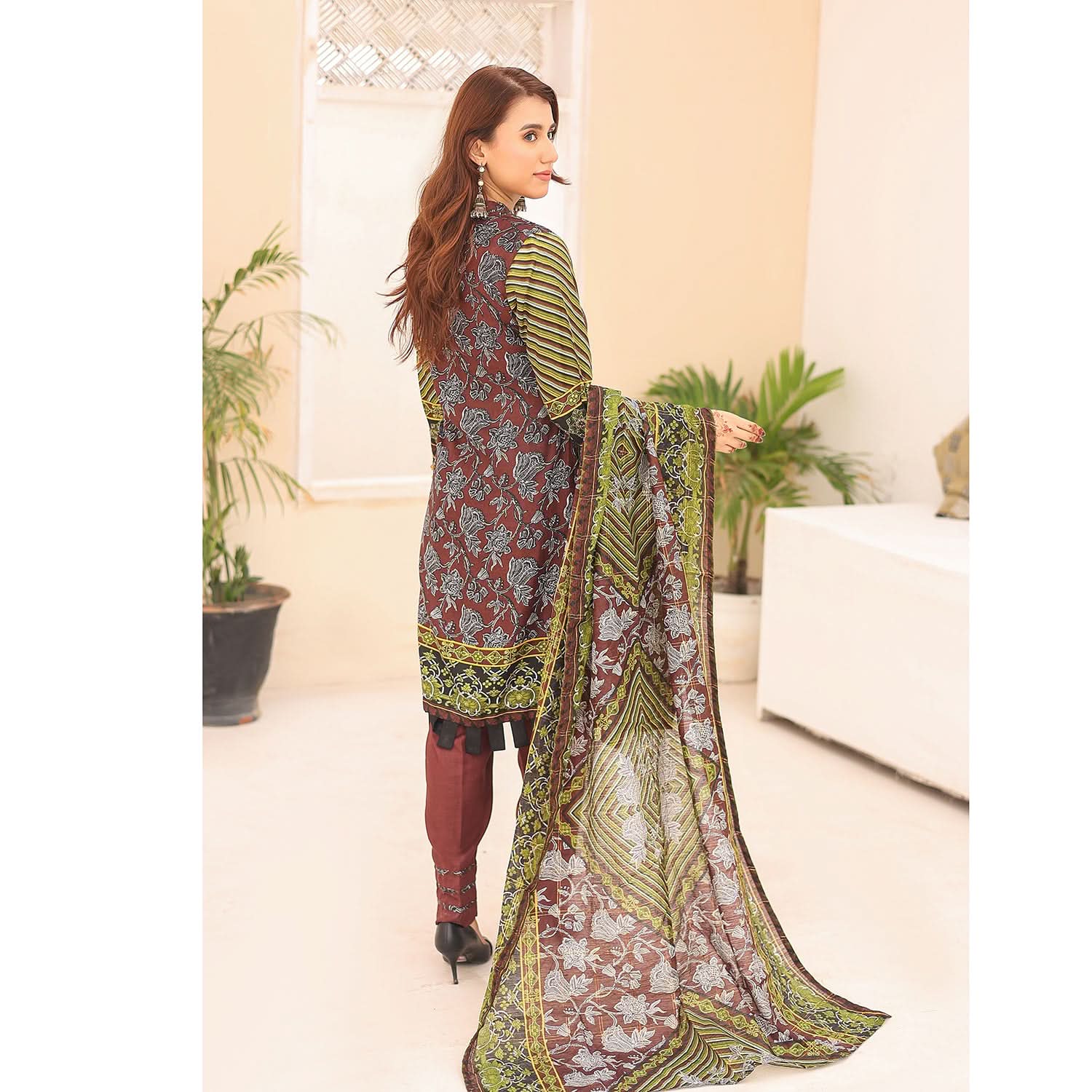 Laiba By SN Cloth Printed Unstitched 3 Pcs Suit - 3
