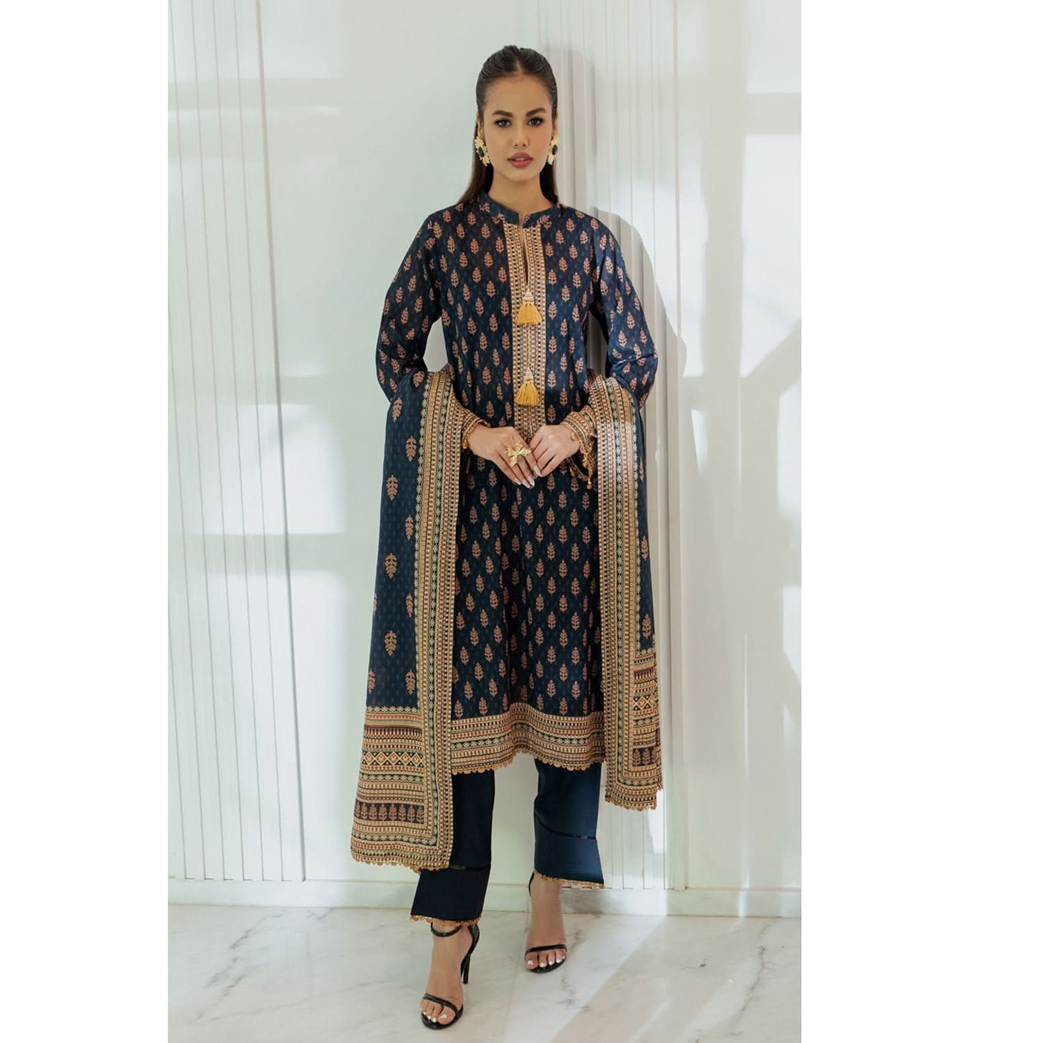 Salina Doriya Lawn By Regalia Unstitched 3 Pcs Suit - 1