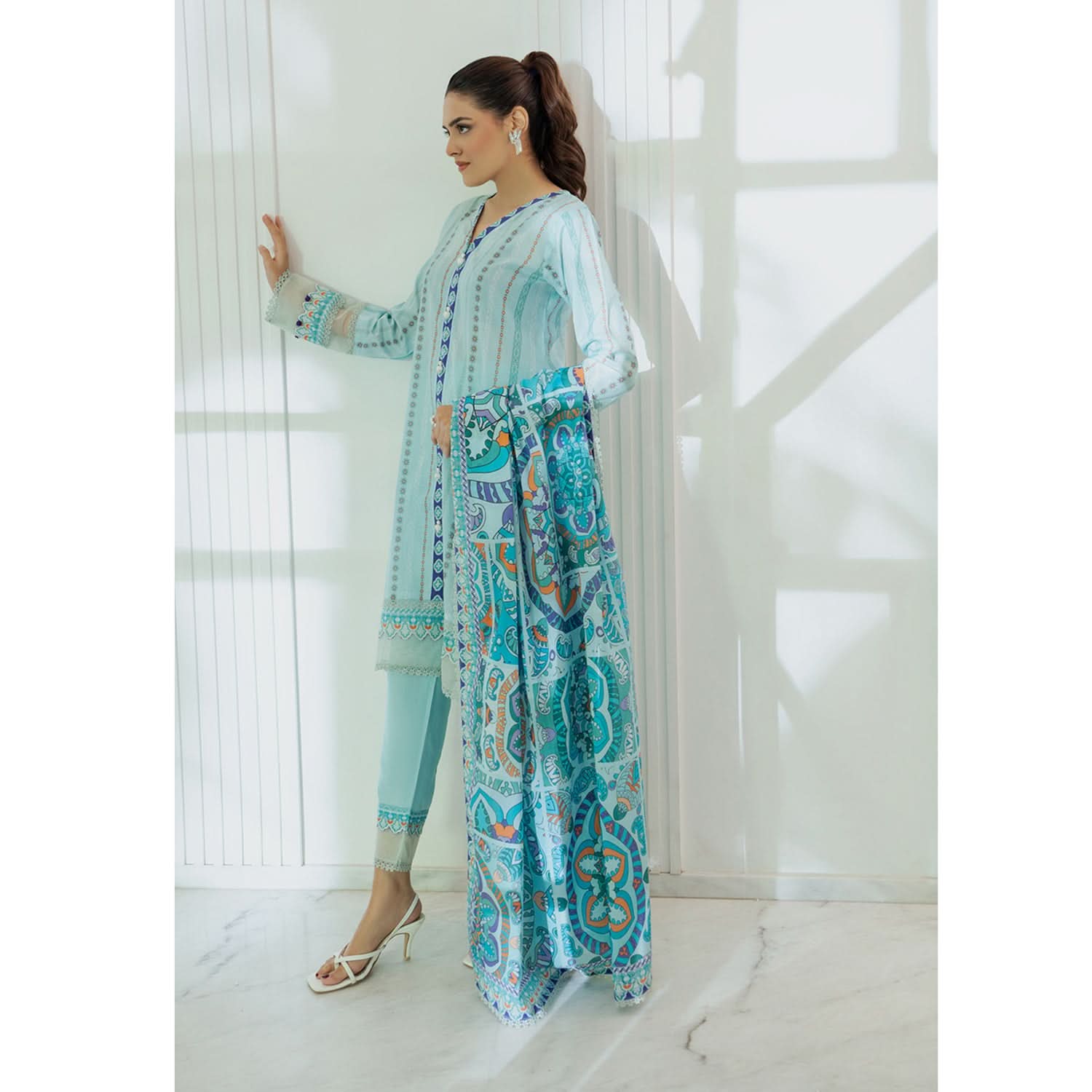 Salina Doriya Lawn By Regalia Unstitched 3 Pcs Suit - 2