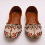 Women's Khussa