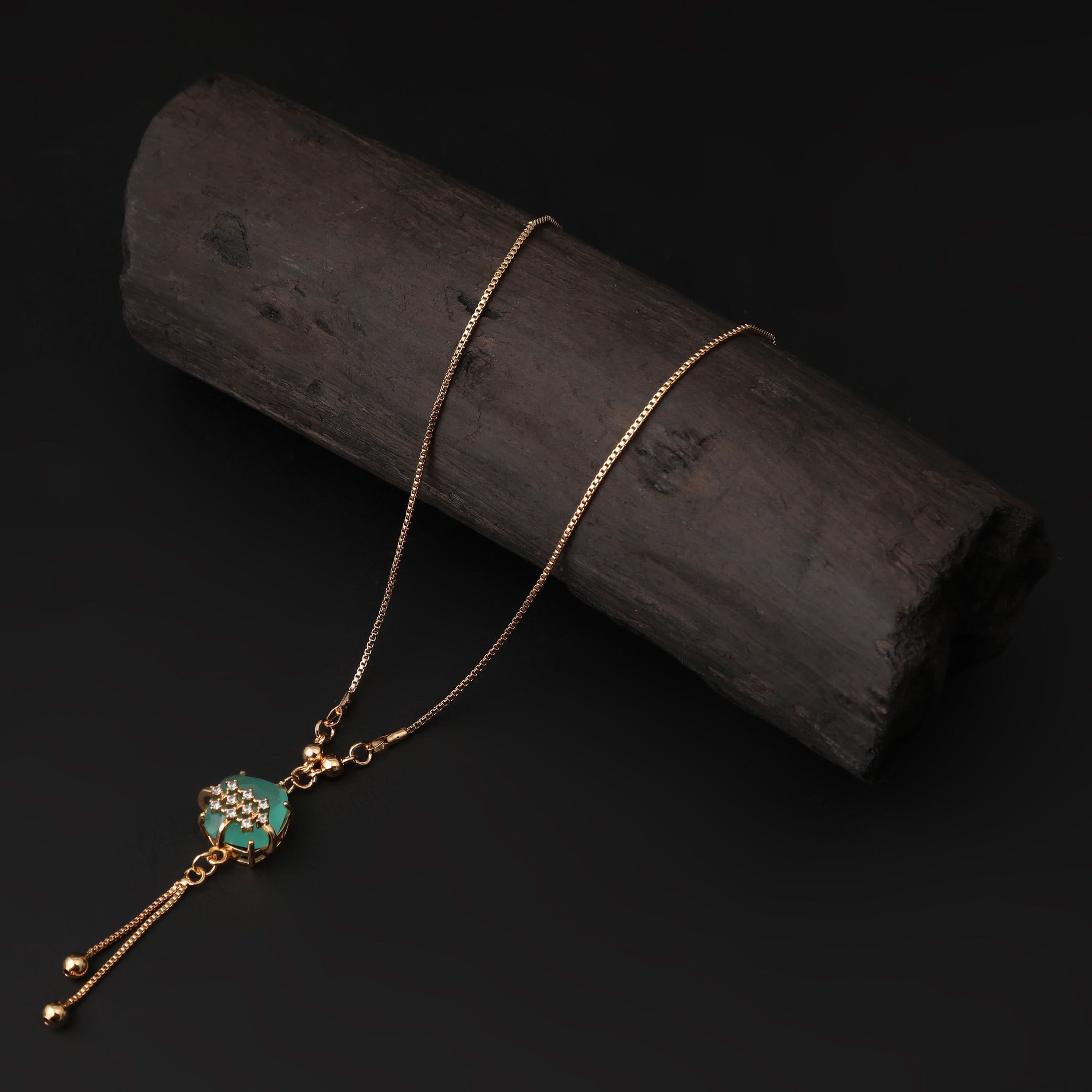 Girls Fancy Chain Locket - Golden