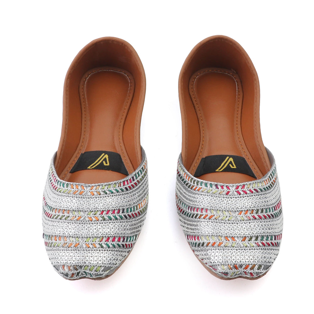 Women's Khussa