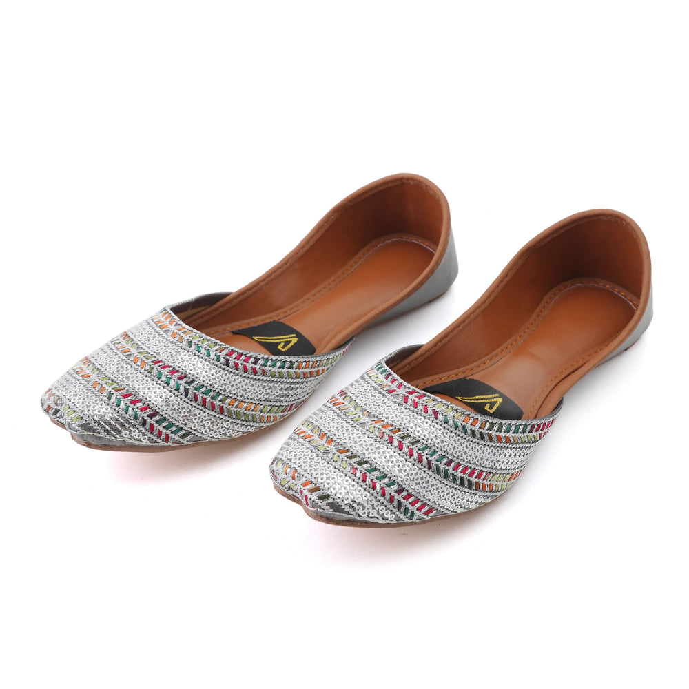 Women's Khussa