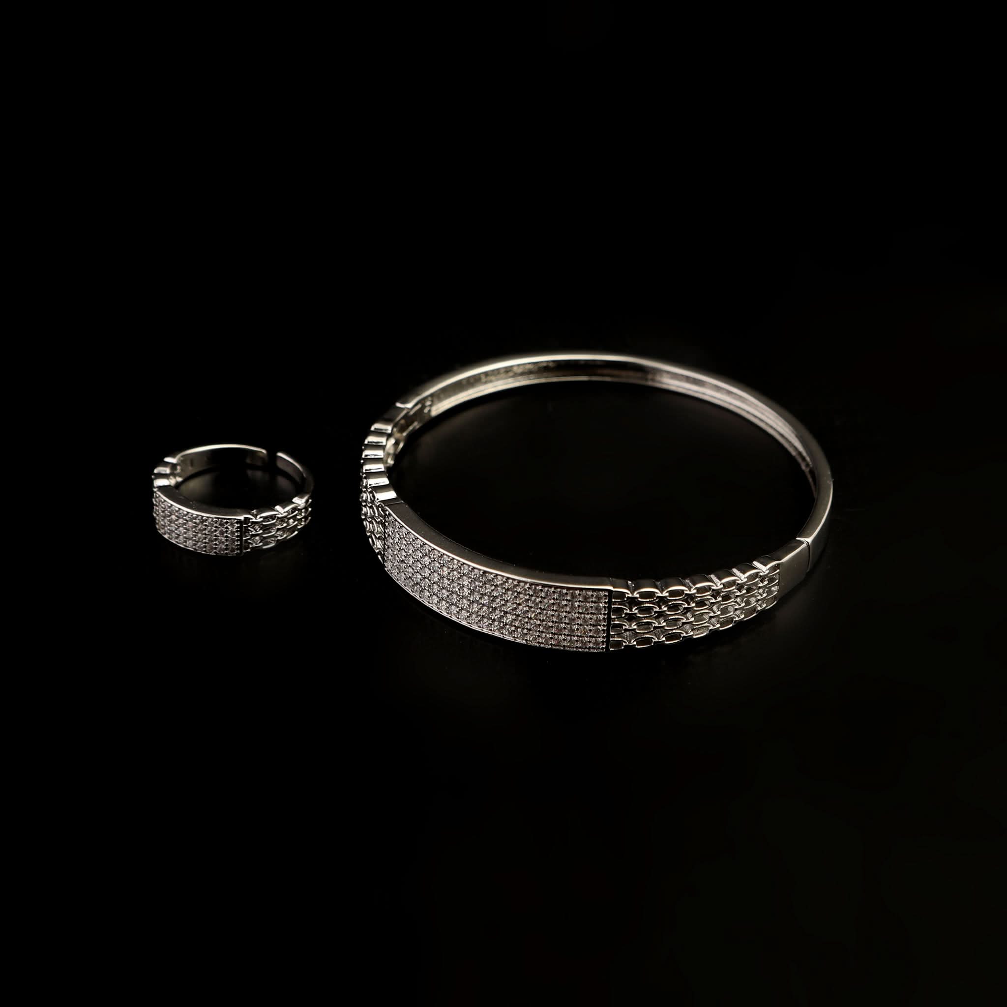 Women's Fancy Kara With Ring - Silver