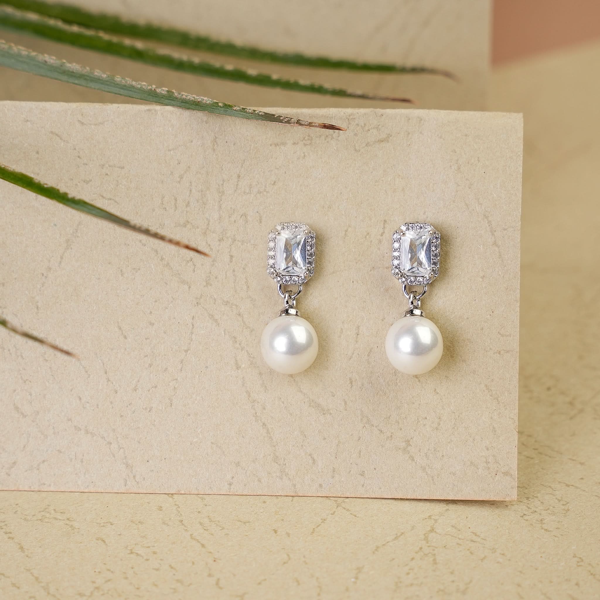 Women's Earring - Silver