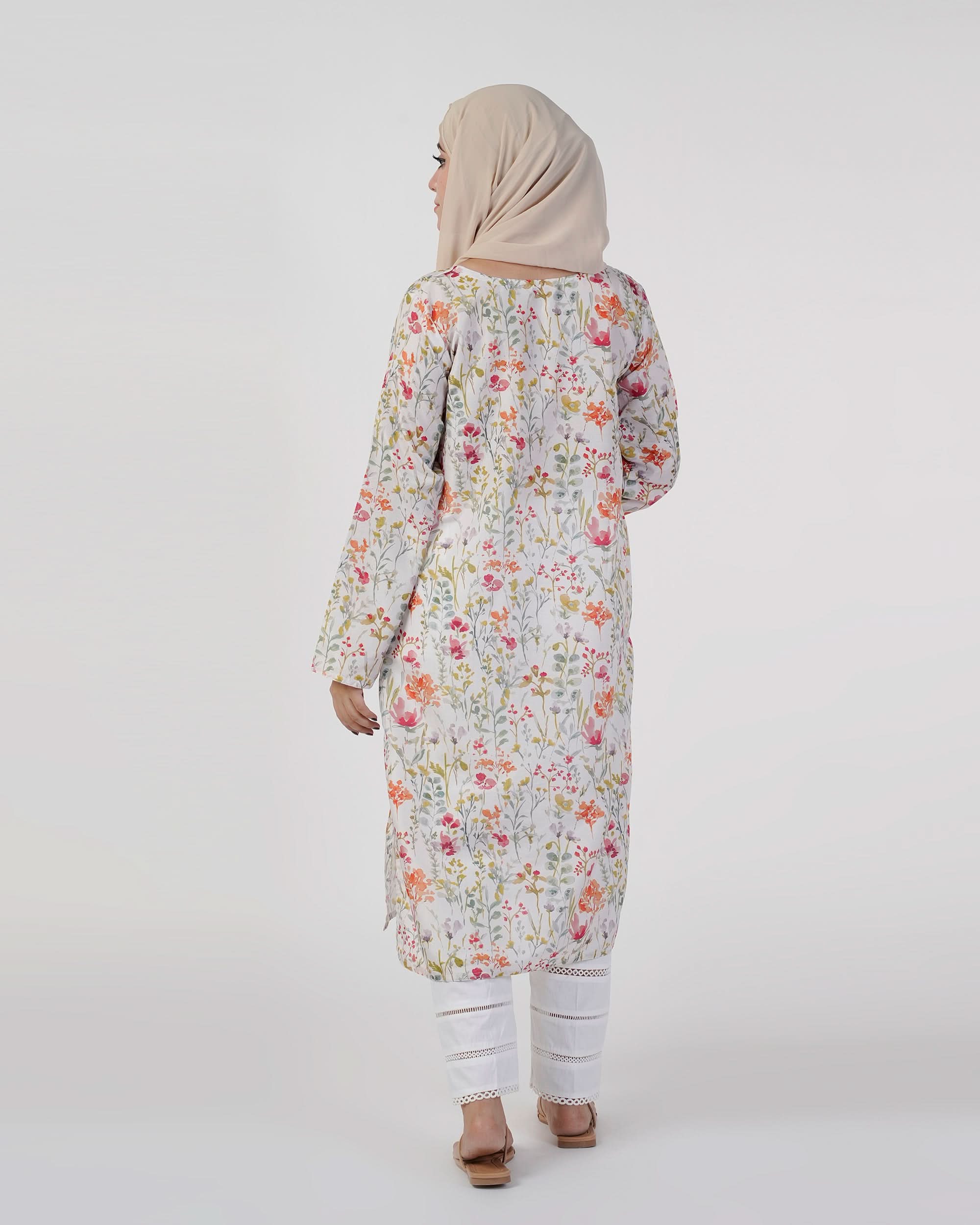 Valuables Women Printed Kurti