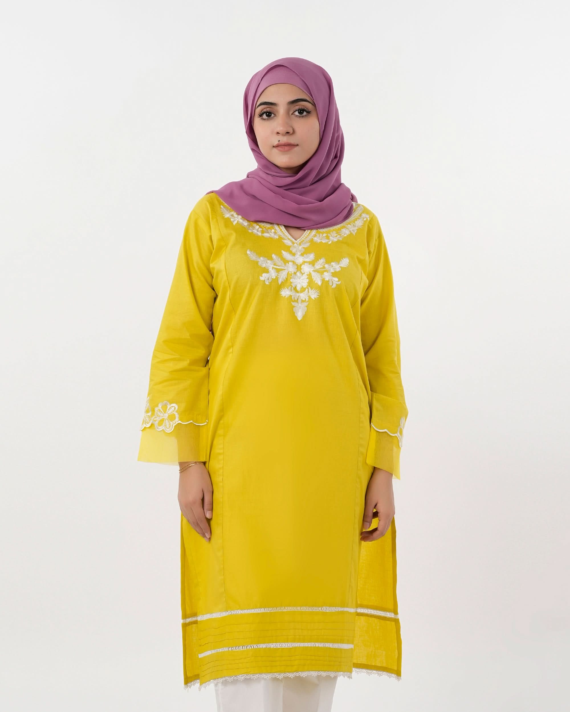 Valuables Women Embroidered Kurti