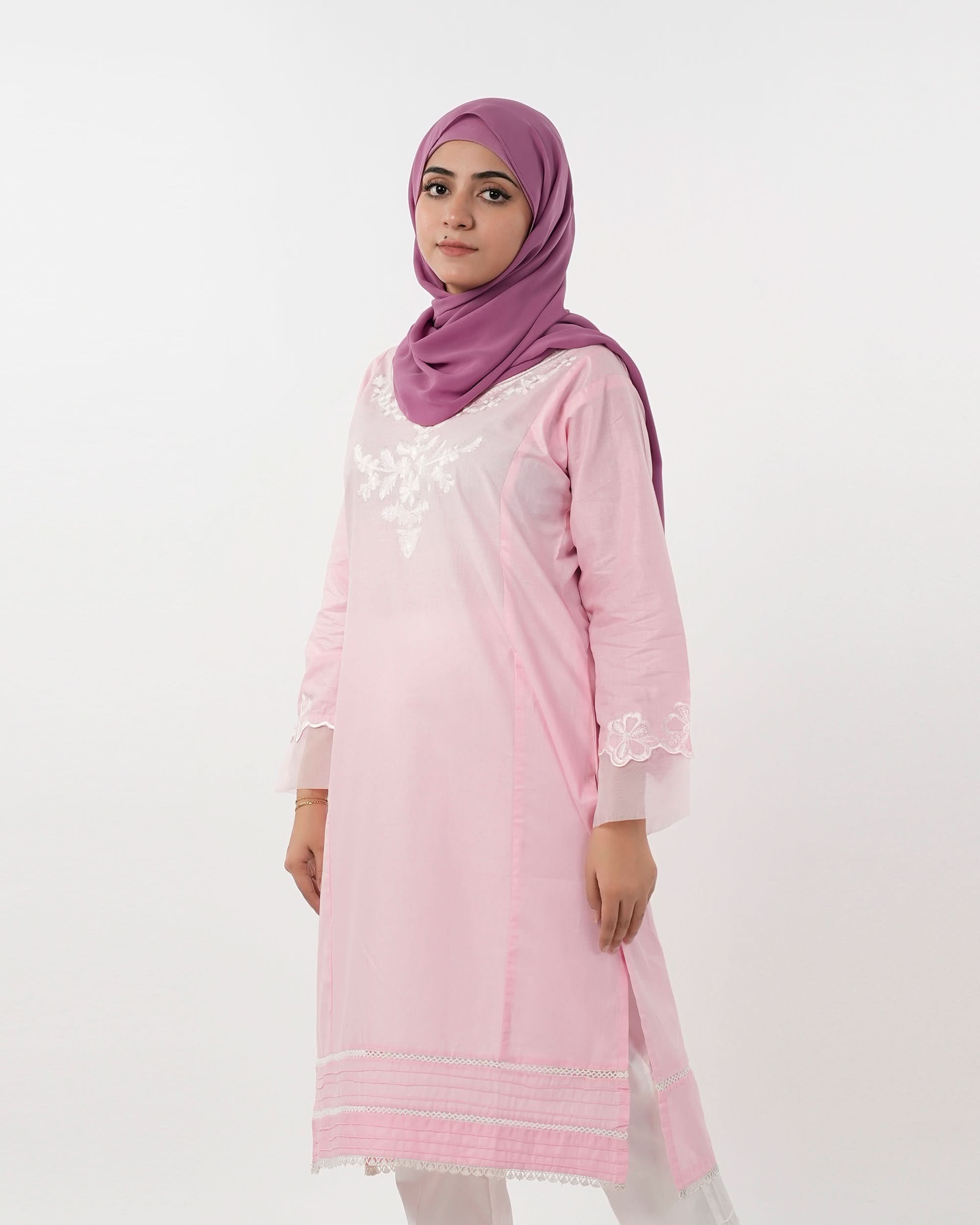 Valuables Women Embroidered Kurti
