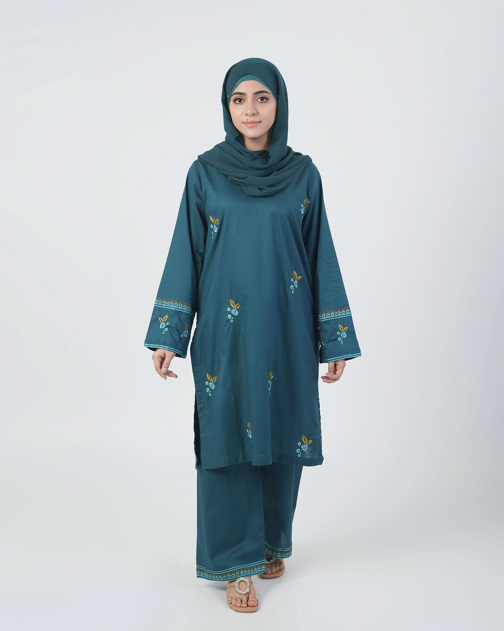 Valuables Women Embroidered 2PCS Suit